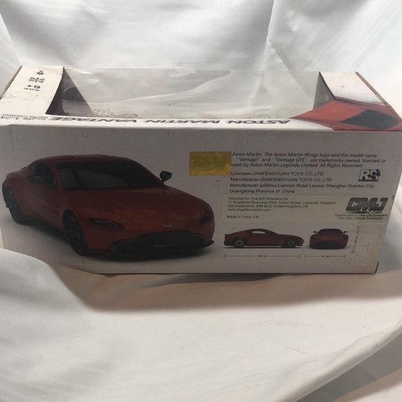 Aston Martin vantage remote control car - Picture 2 of 2